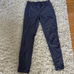 -Athleta Girl   -L/14  -Barely Worn